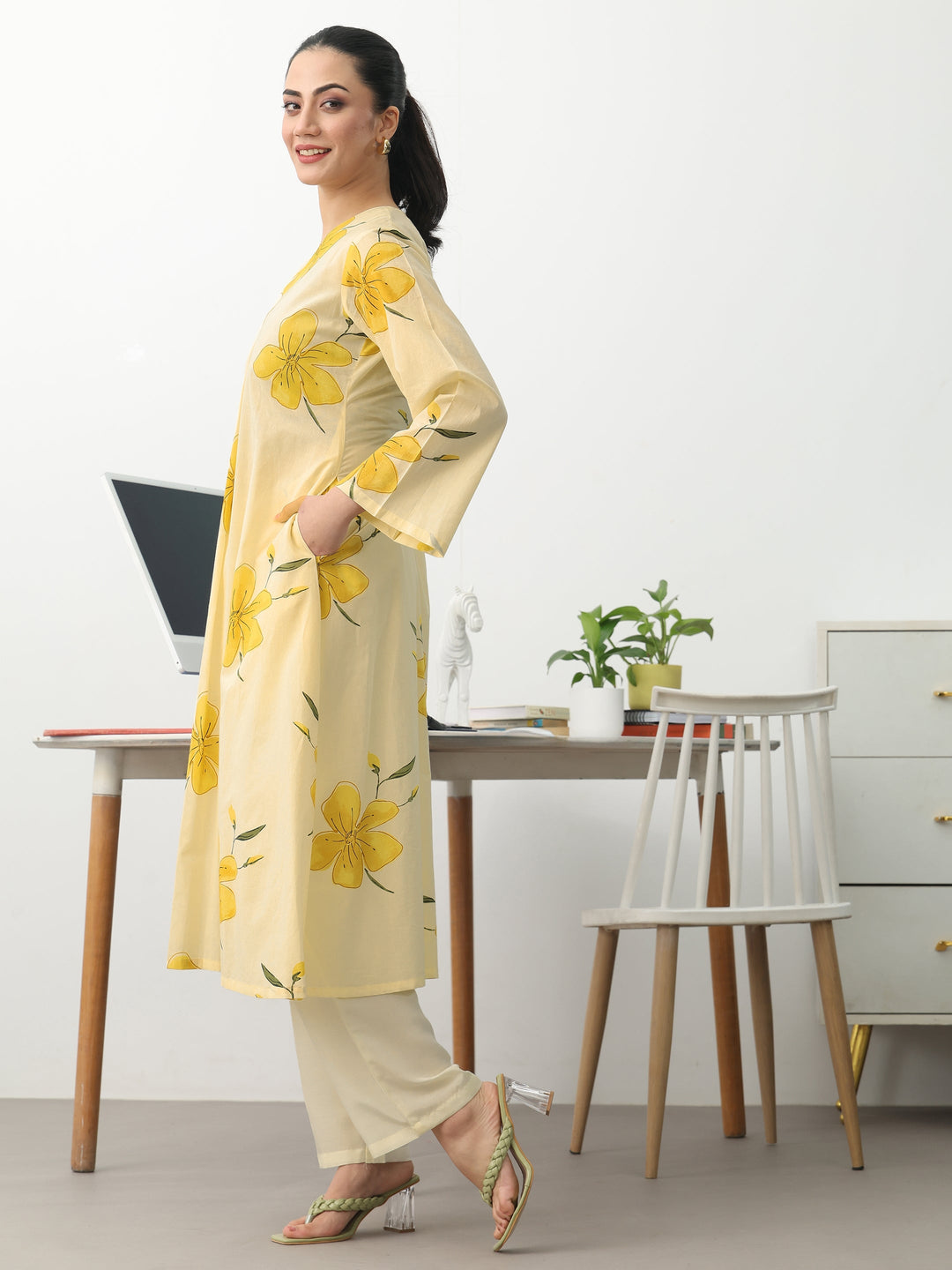  Off White Floral Printed Cotton A-Line Kurta 