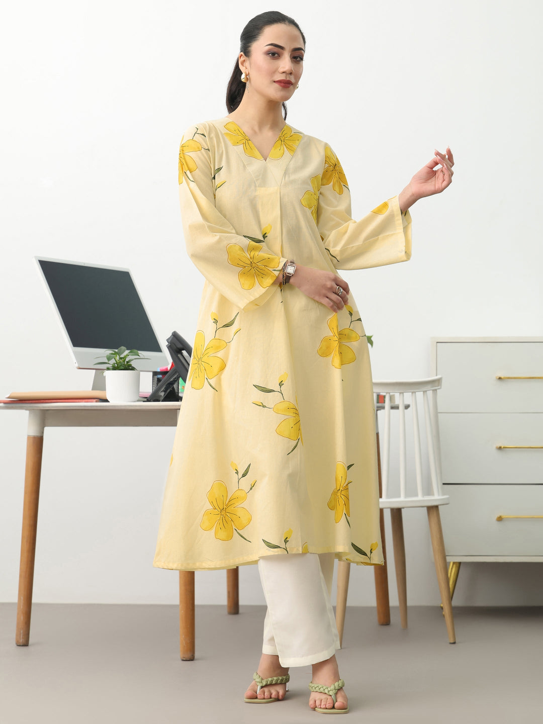  Off White Floral Printed Cotton A-Line Kurta 
