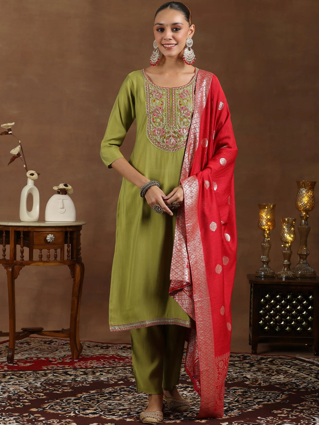  Green Yoke Design Silk Blend Straight Suit With Dupatta 