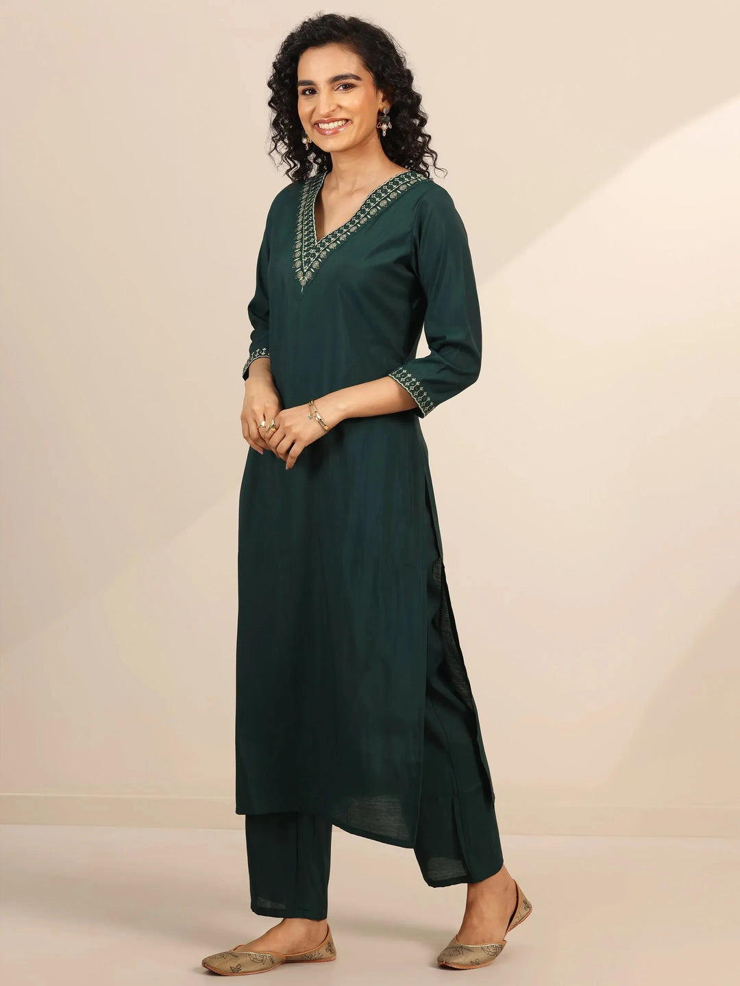  Teal Yoke Design Silk Blend Straight Suit With Dupatta 