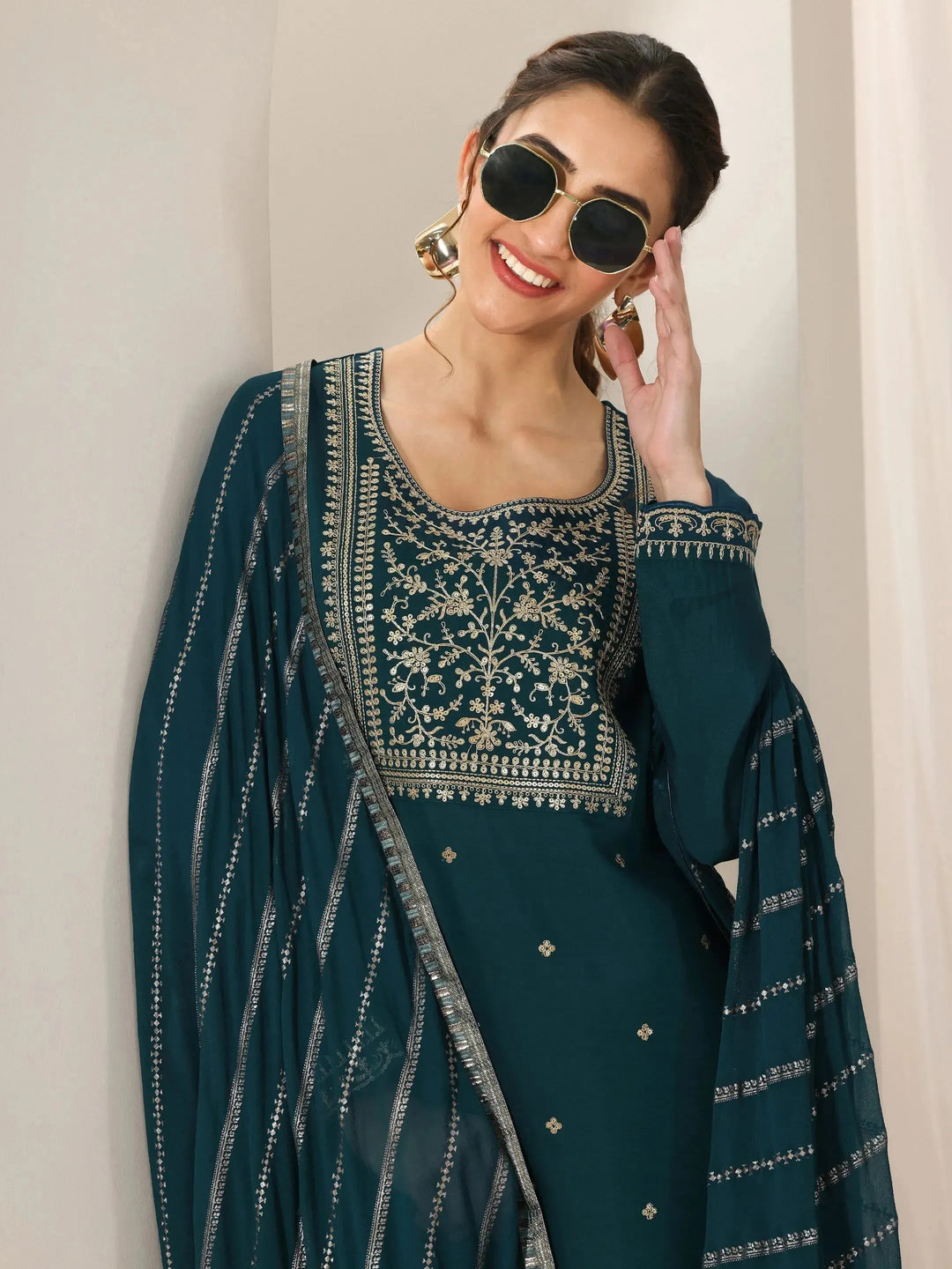  Blue Embroidered Silk Blend Straight Suit Set With Dupatta 