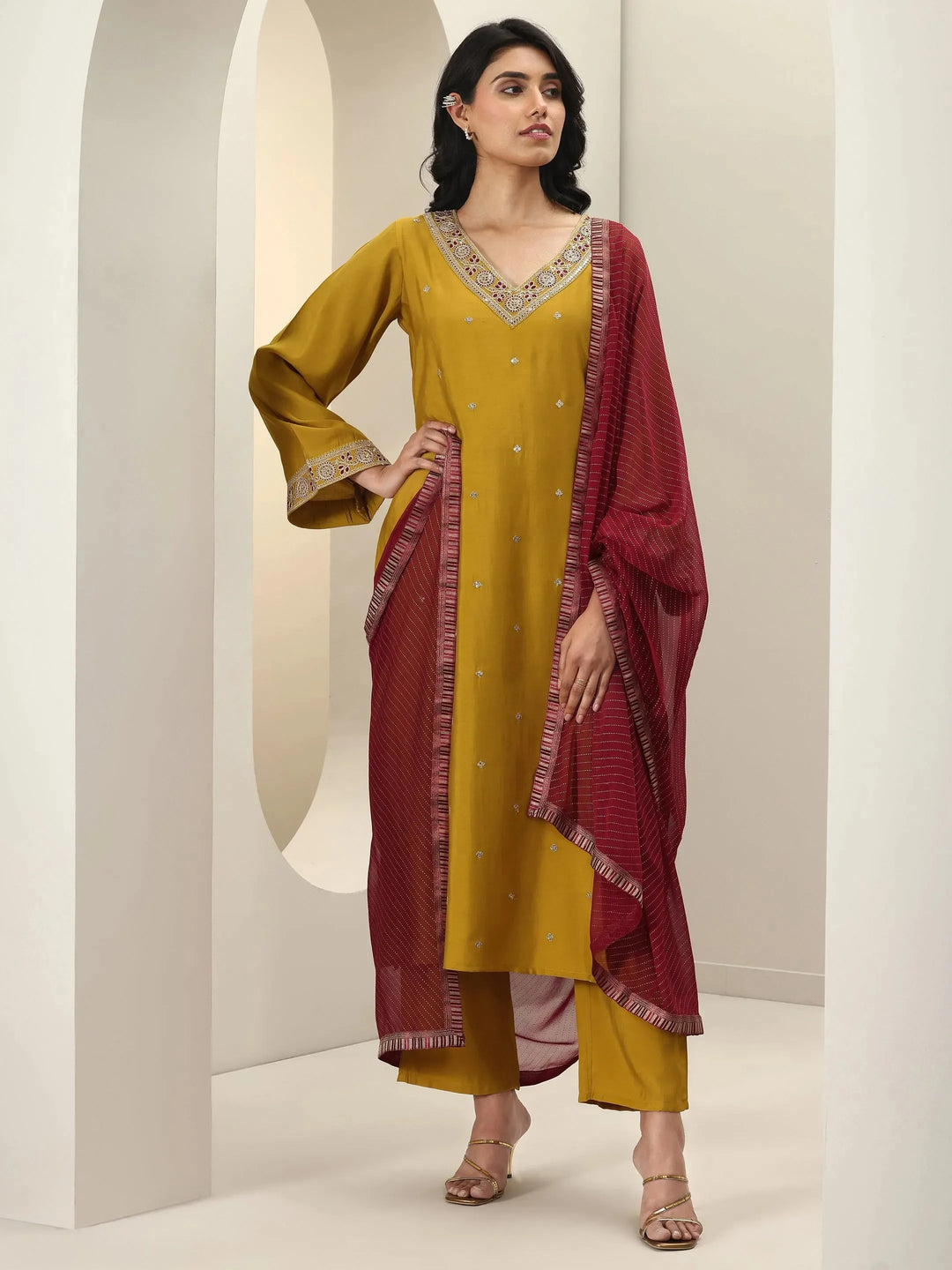  Mustard Embroidered Silk Blend Straight Suit Sets With Dupatta 