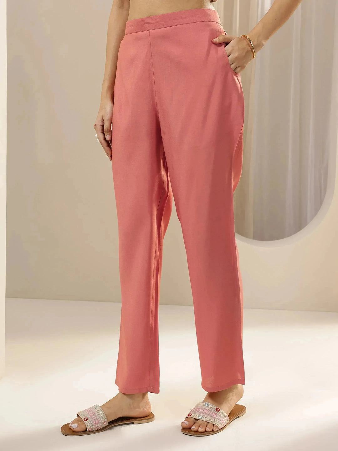  Peach Embroidered Silk Blend Straight Suit Sets With Dupatta 