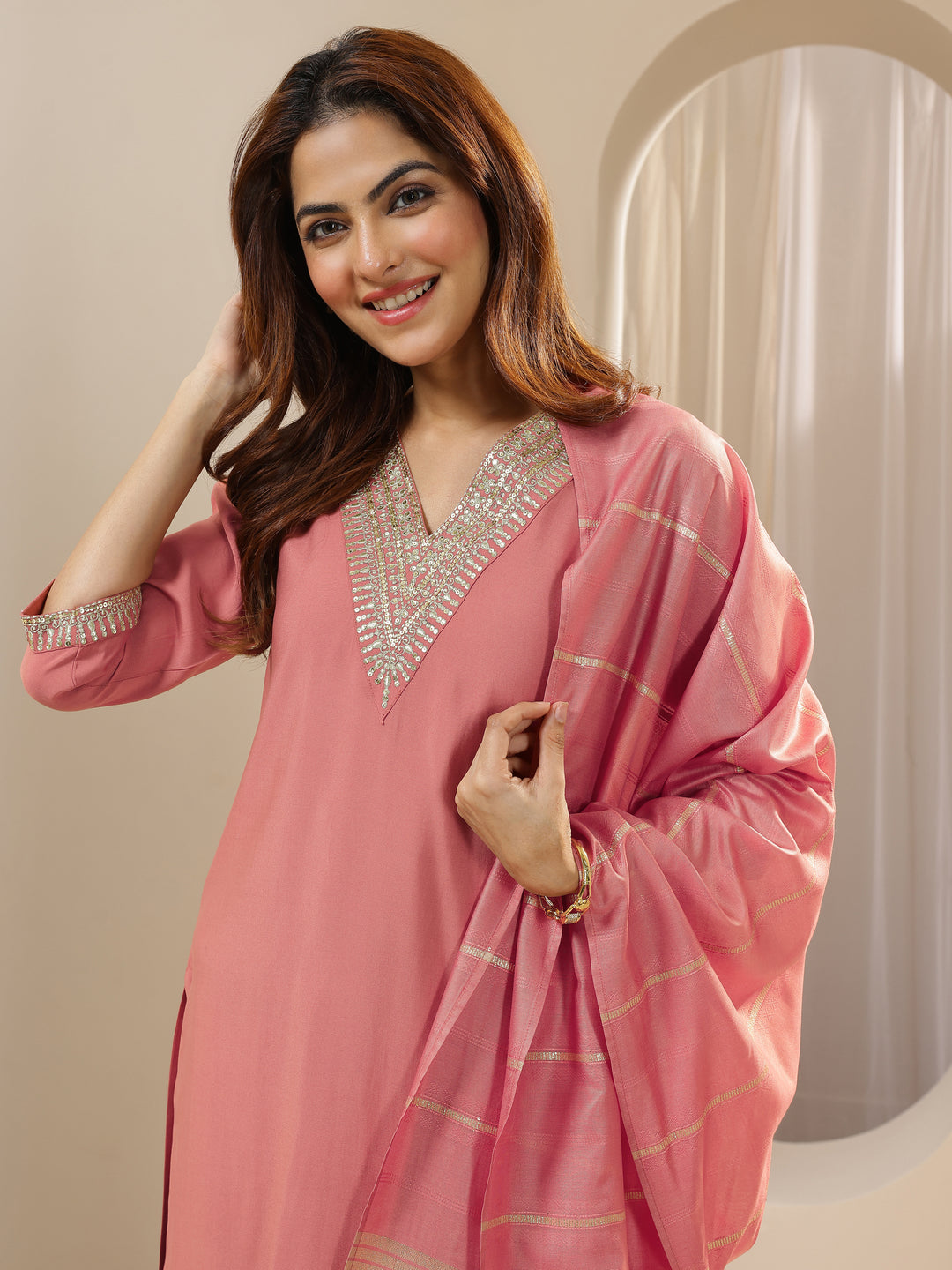  Peach Embroidered Silk Blend Straight Suit Sets With Dupatta 
