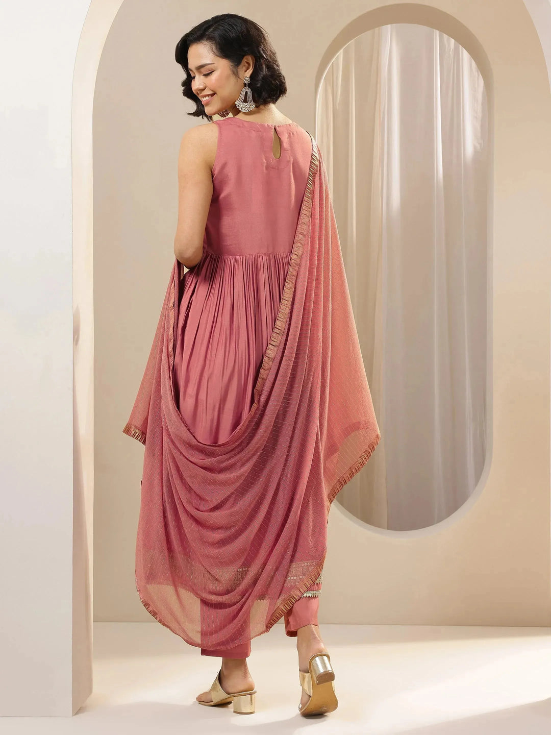  Peach Solid Silk Blend Anarkali Suit Sets With Dupatta 