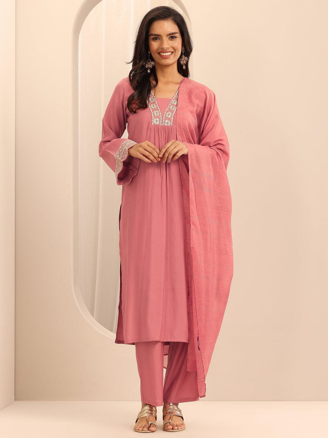  Peach Embroidered Silk Blend Straight Suit Set With Dupatta 