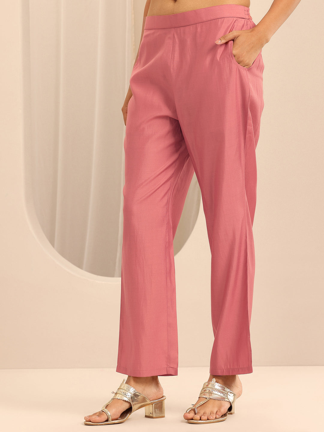  Peach Embroidered Silk Blend Straight Suit Set With Dupatta 