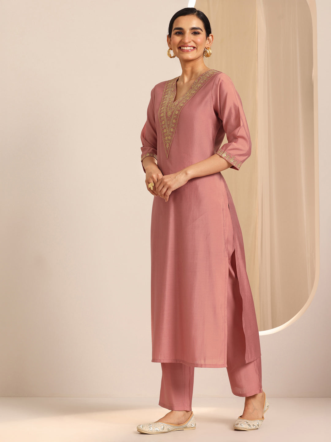  Peach Solid Silk Blend Straight Kurta Set 