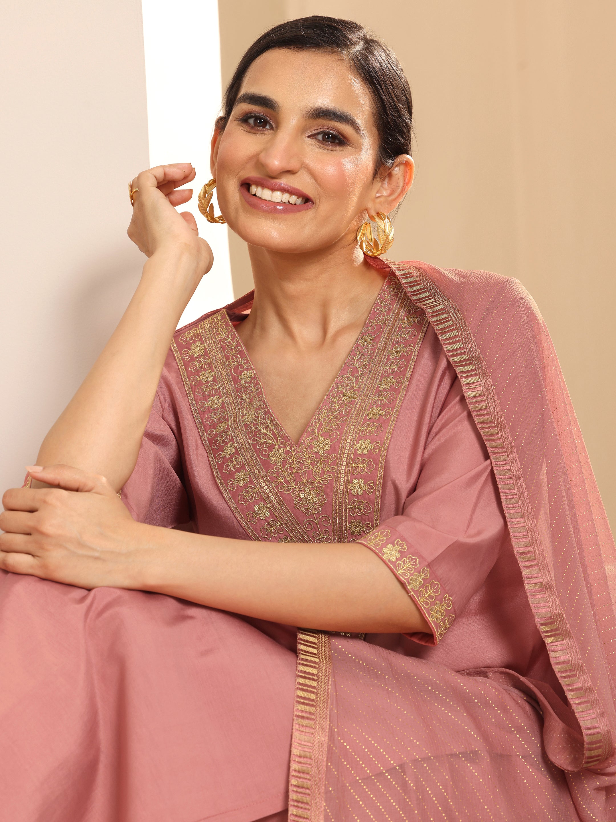 Peach Solid Silk Blend Straight Kurta Set-image-12