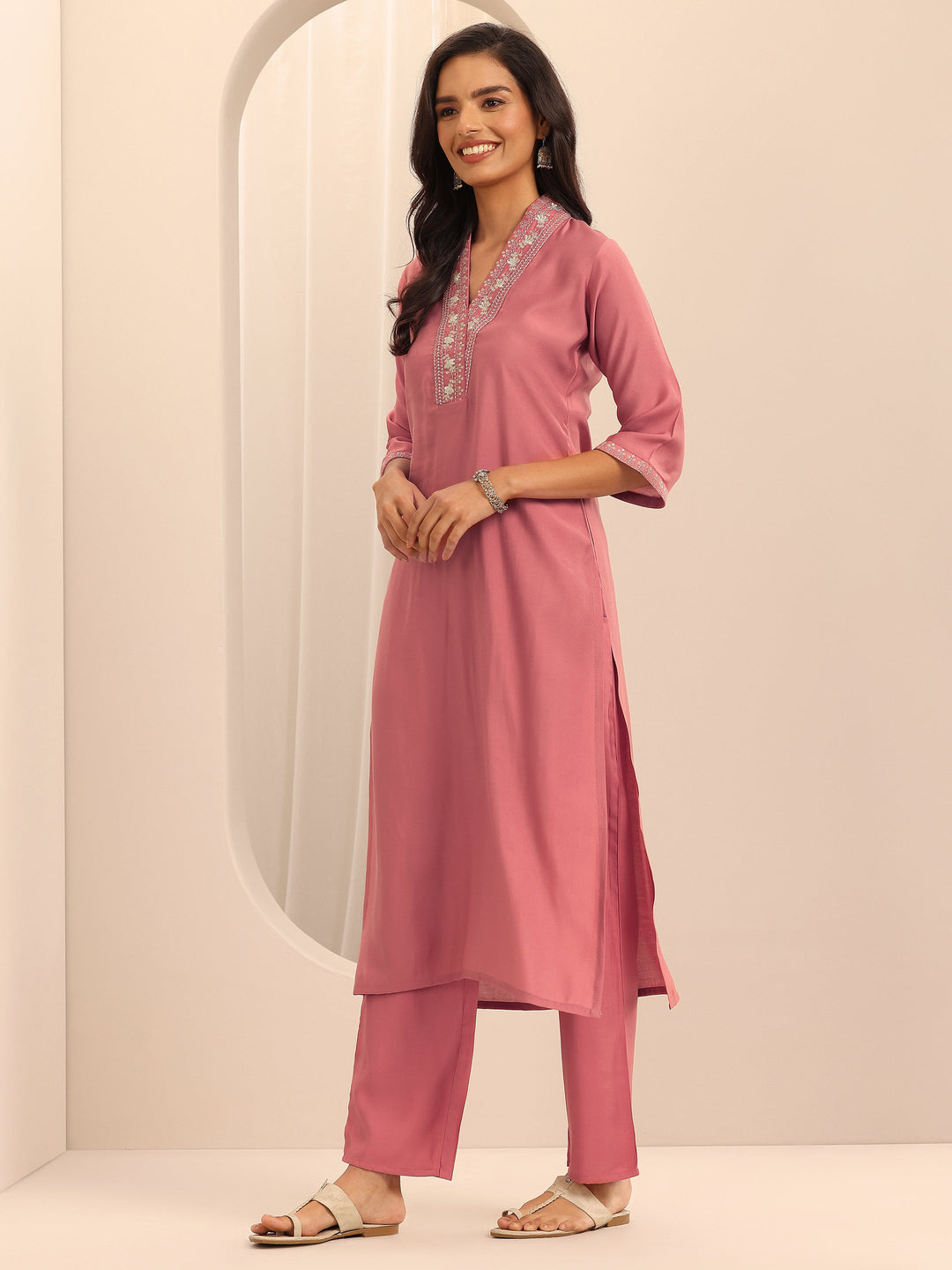  Peach Embellished Silk Blend Straight Suit Set With Dupatta 