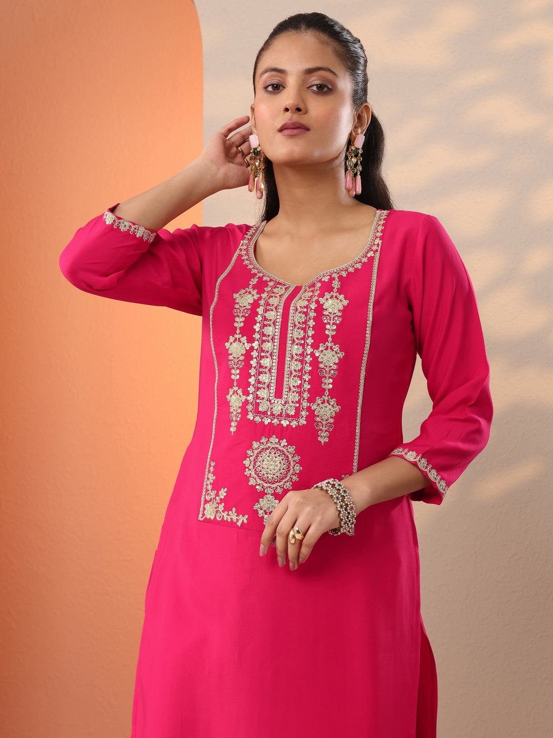  Pink Embroidered Silk Blend Straight Suit Set With Dupatta 