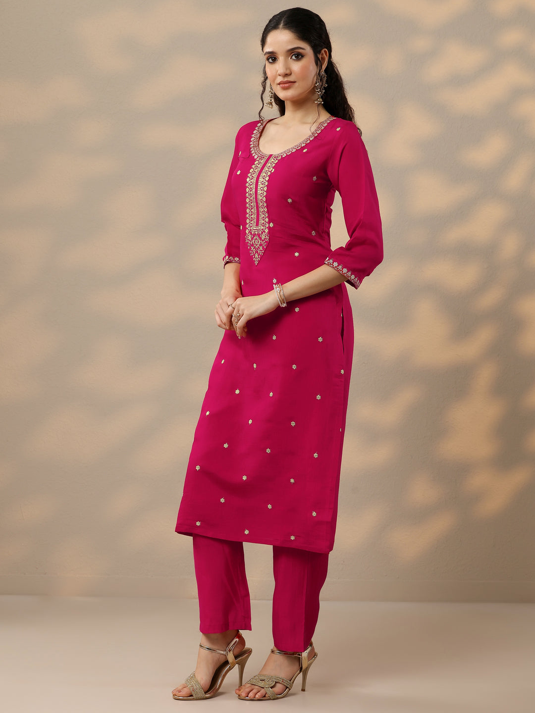  Pink Embroidered Silk Blend Straight Suit Set With Dupatta 