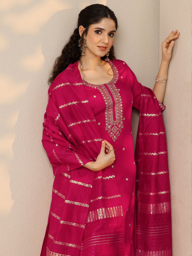Gerua Pink Embroidered Silk Blend Straight Suit Set With Dupatta