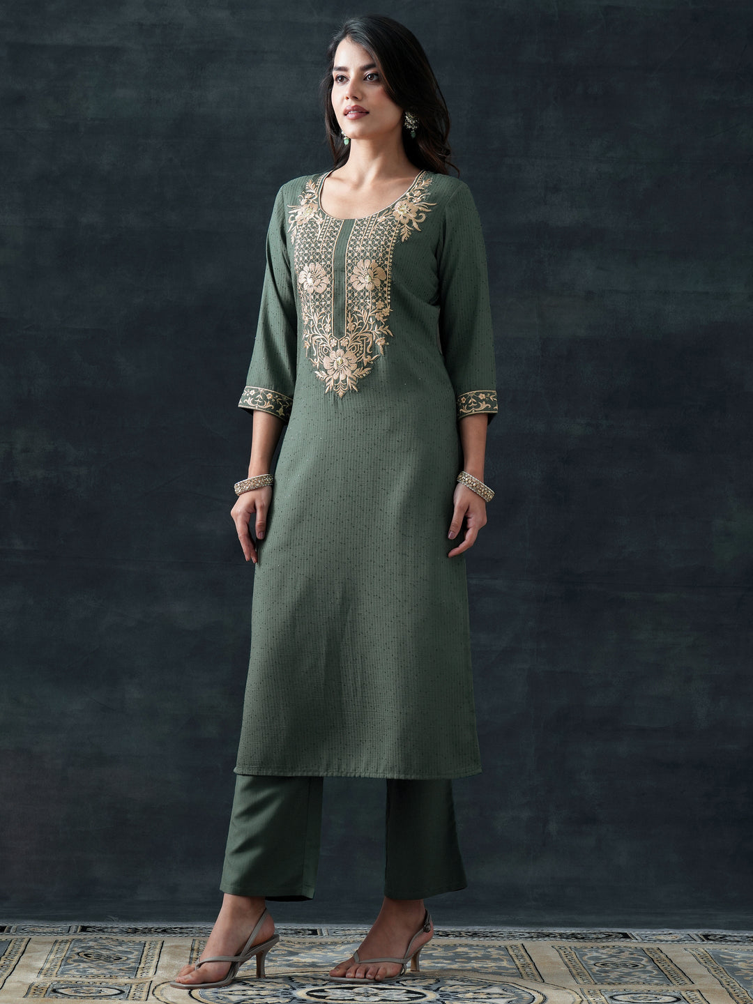  Green Embellished Silk Blend Straight Suit Set With Dupatta 