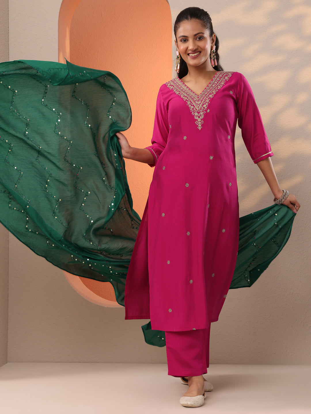  Pink Embroidered Silk Blend Straight Suit Set With Dupatta 