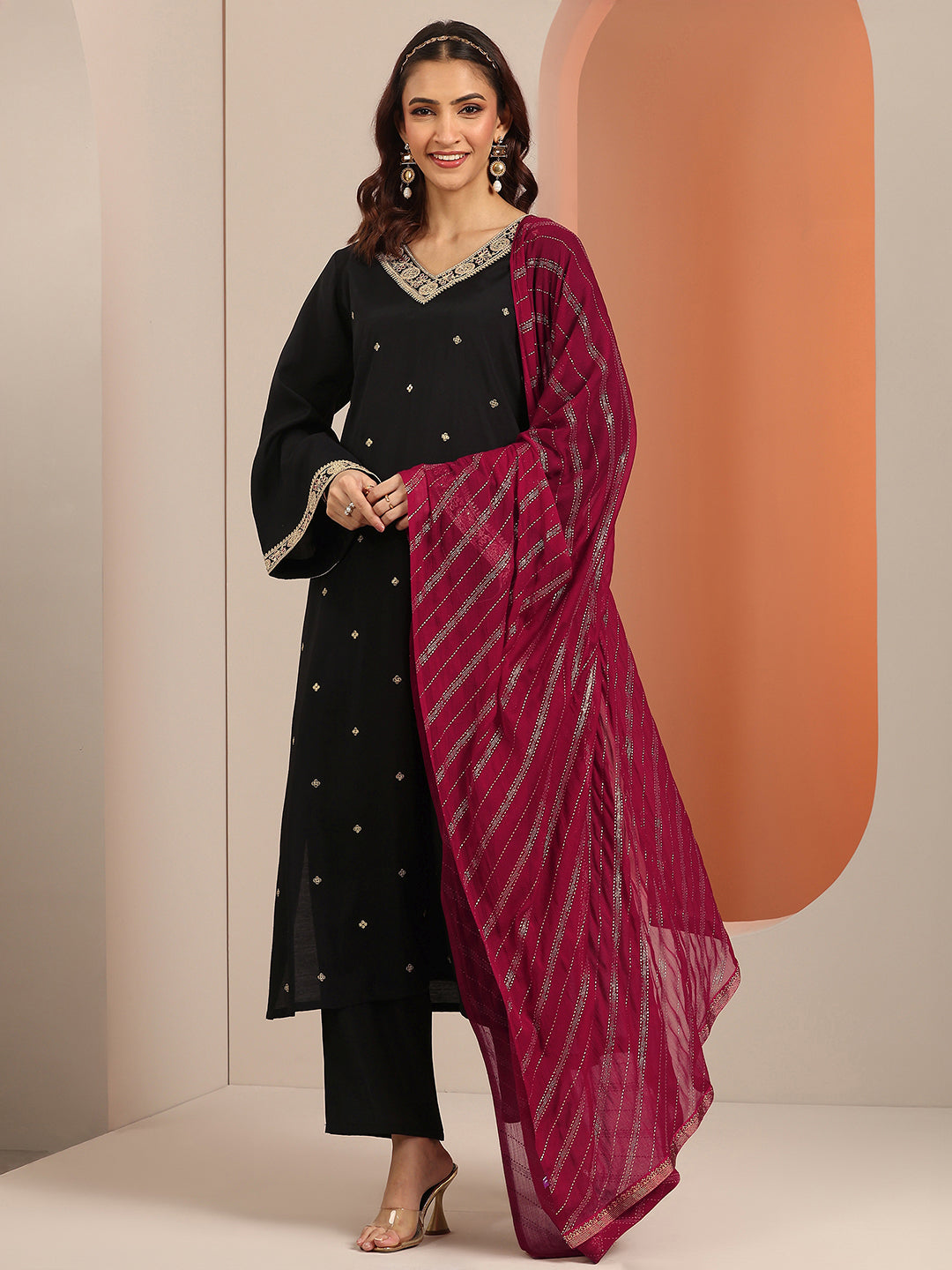  Black Embellished Silk Blend Straight Suit Set With Dupatta 