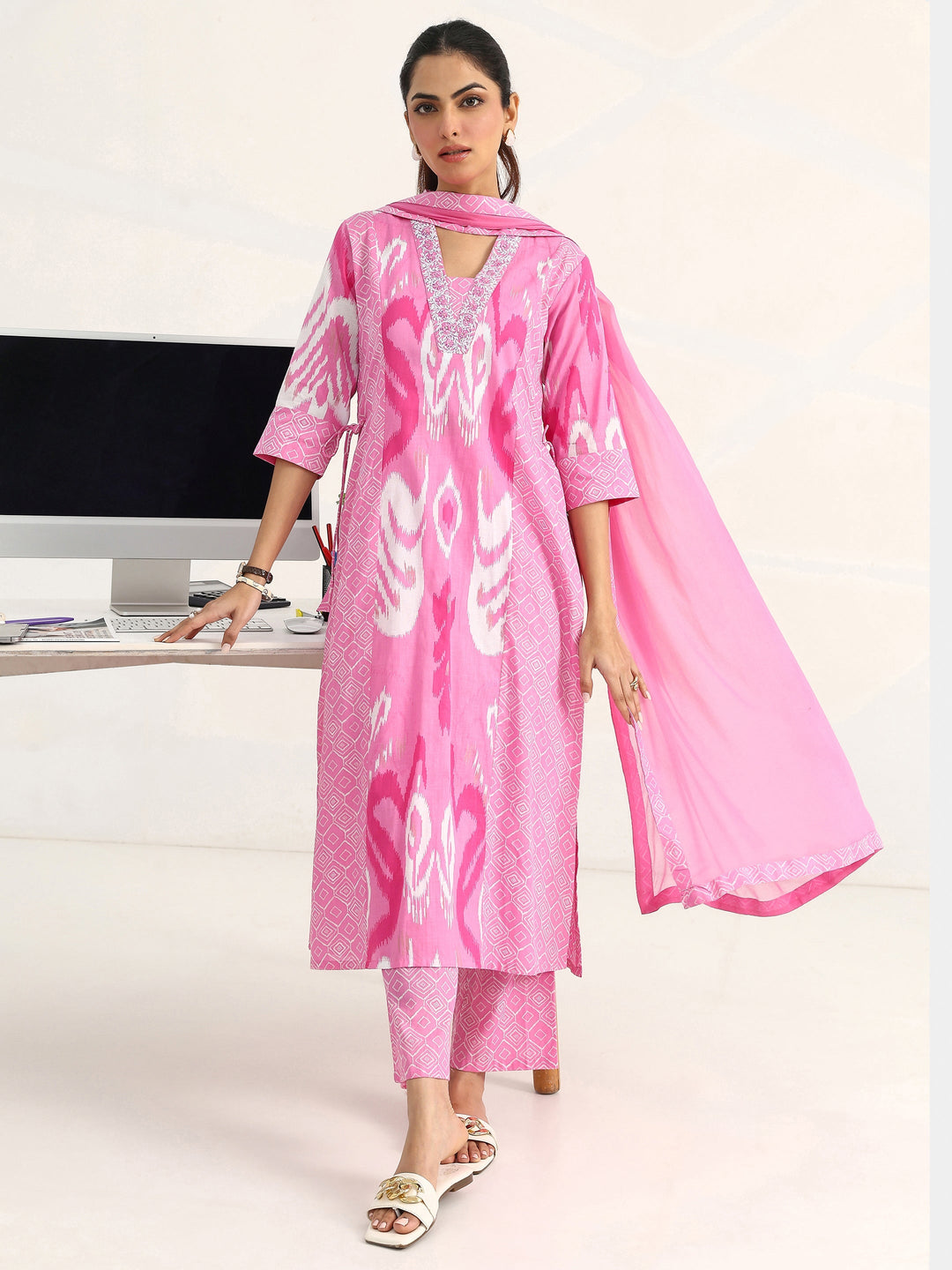  Pink Abstract Printed Cotton Blend Straight Suit Set With Dupatta 
