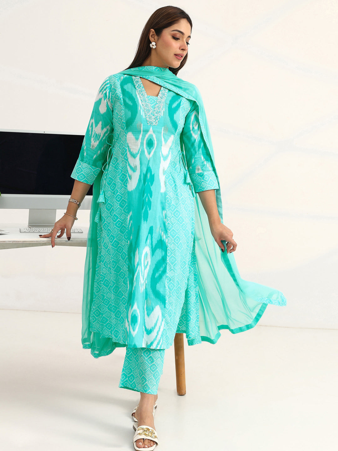 Blue Abstract Printed Cotton Blend Straight Suit Set With Dupatta 
