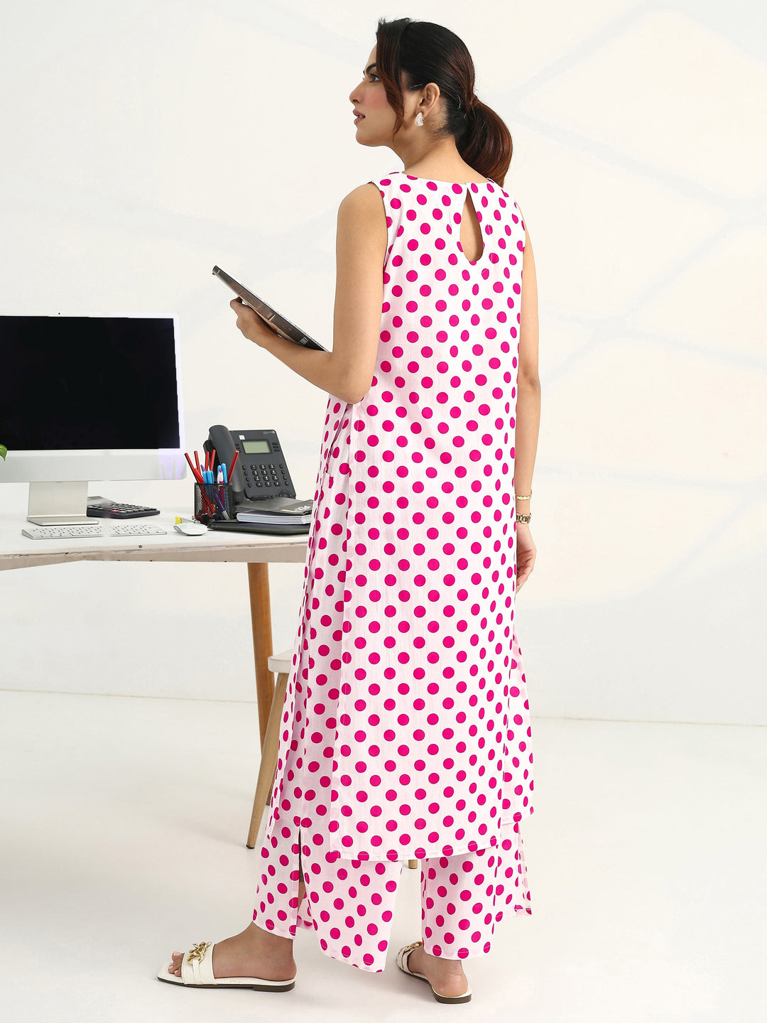  White Geometric Printed Cotton Blend Straight Kurta Set 