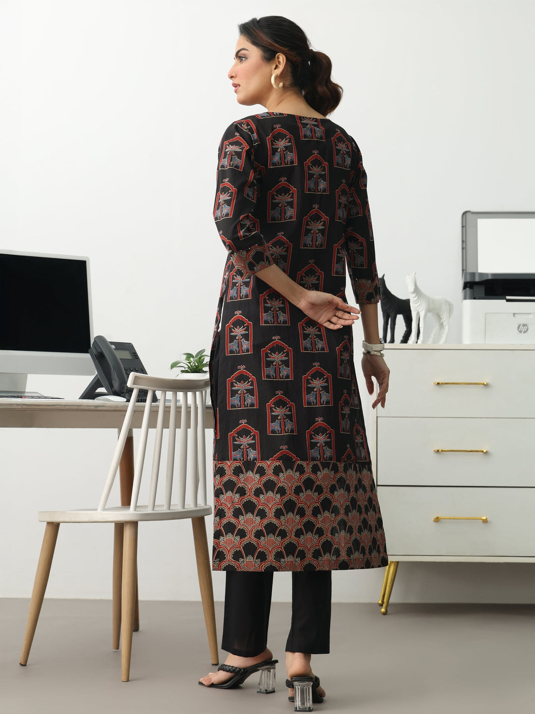  Black  Ethnic Motifs Printed Cotton Blend Straight Kurta Set 