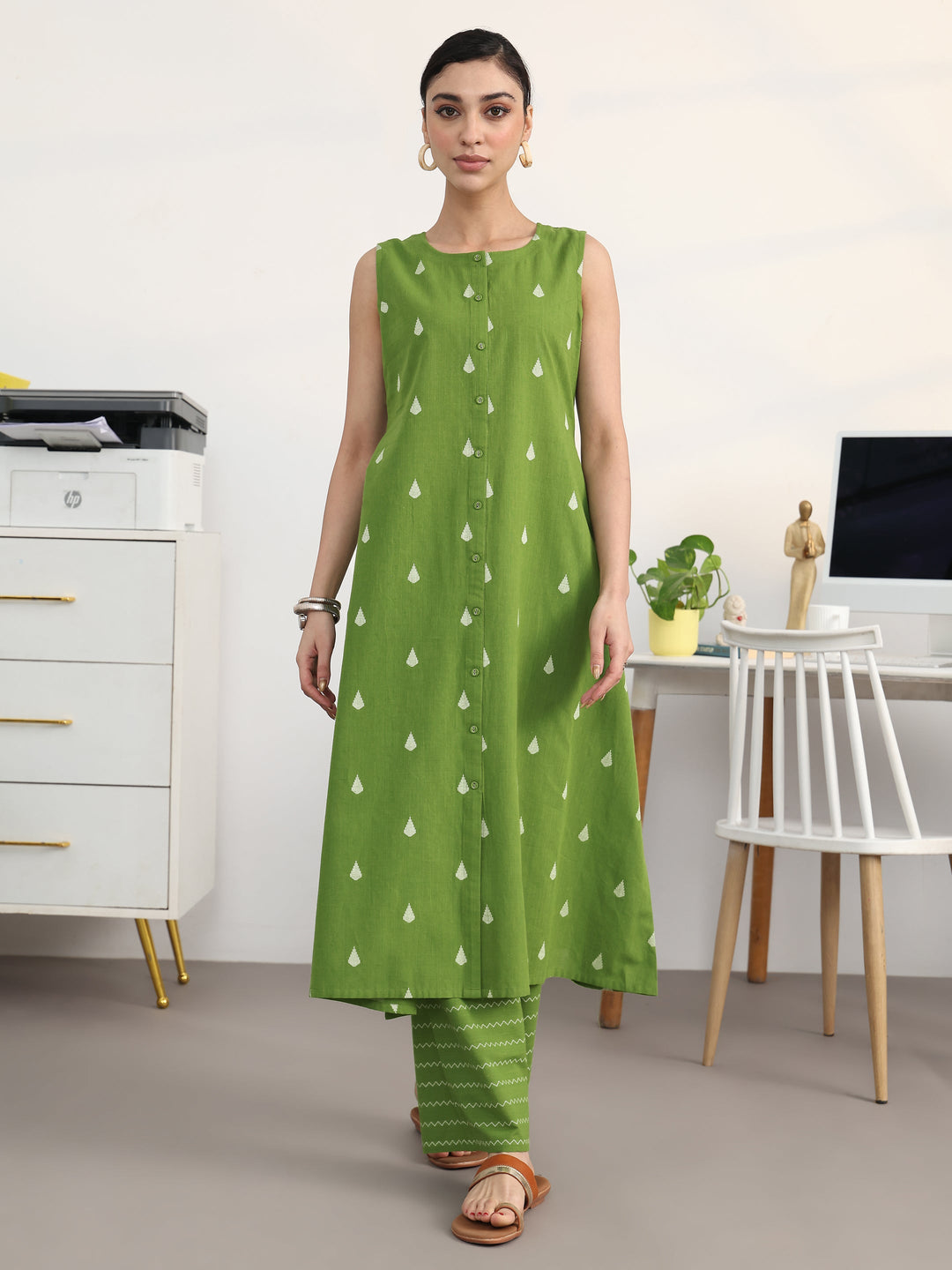  Green Floral Woven Design Cotton Blend A-Line Kurta Set 