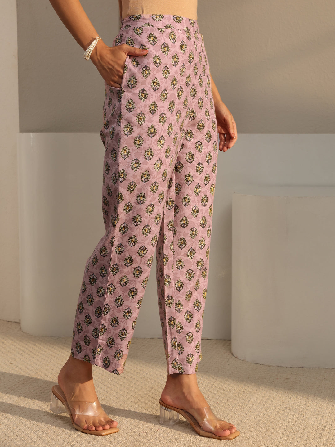  Pink Floral Printed Cotton Blend Straight Suit Set With Dupatta 
