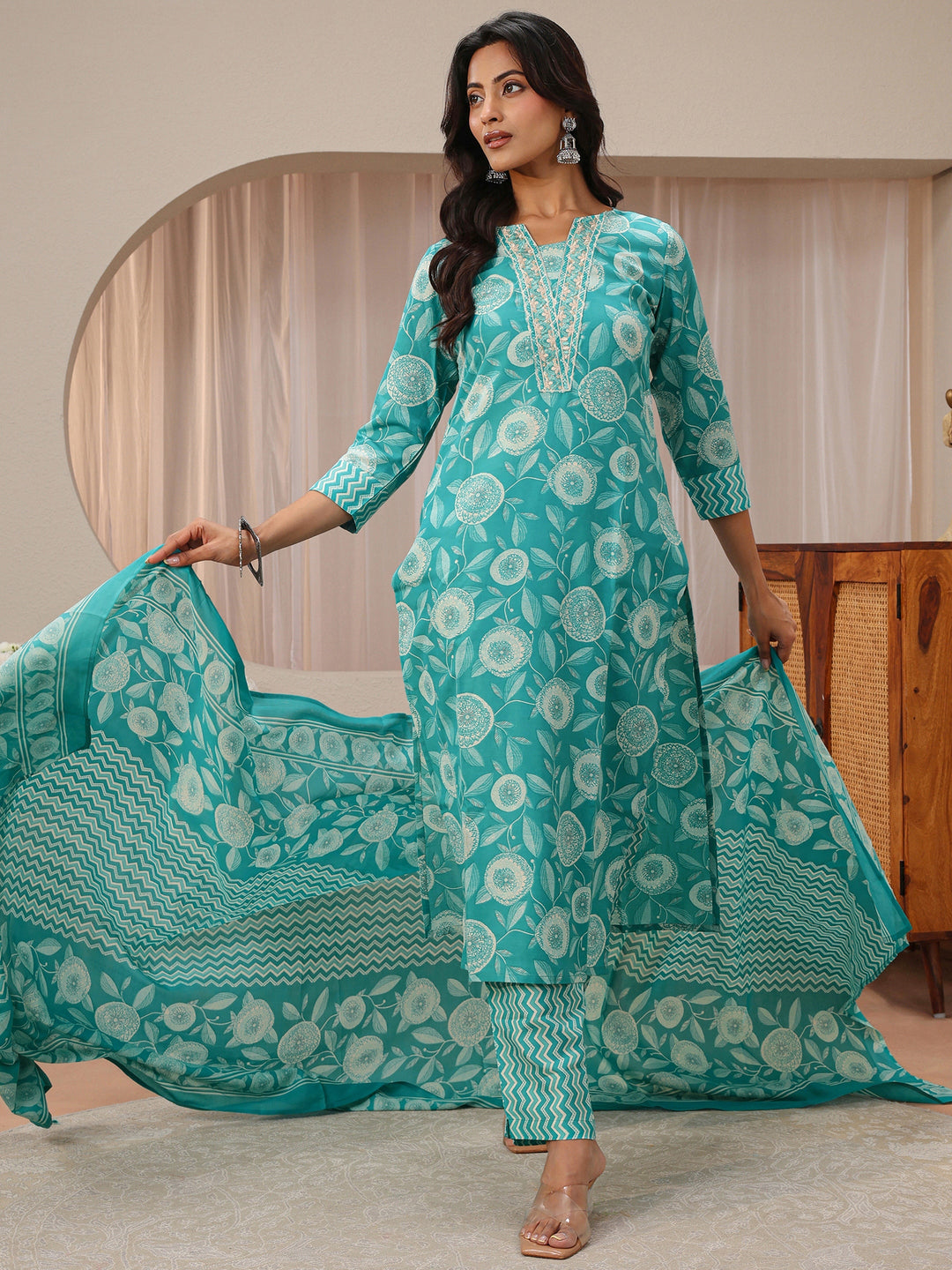  Blue Floral Printed Cotton Blend Straight Suit Set 