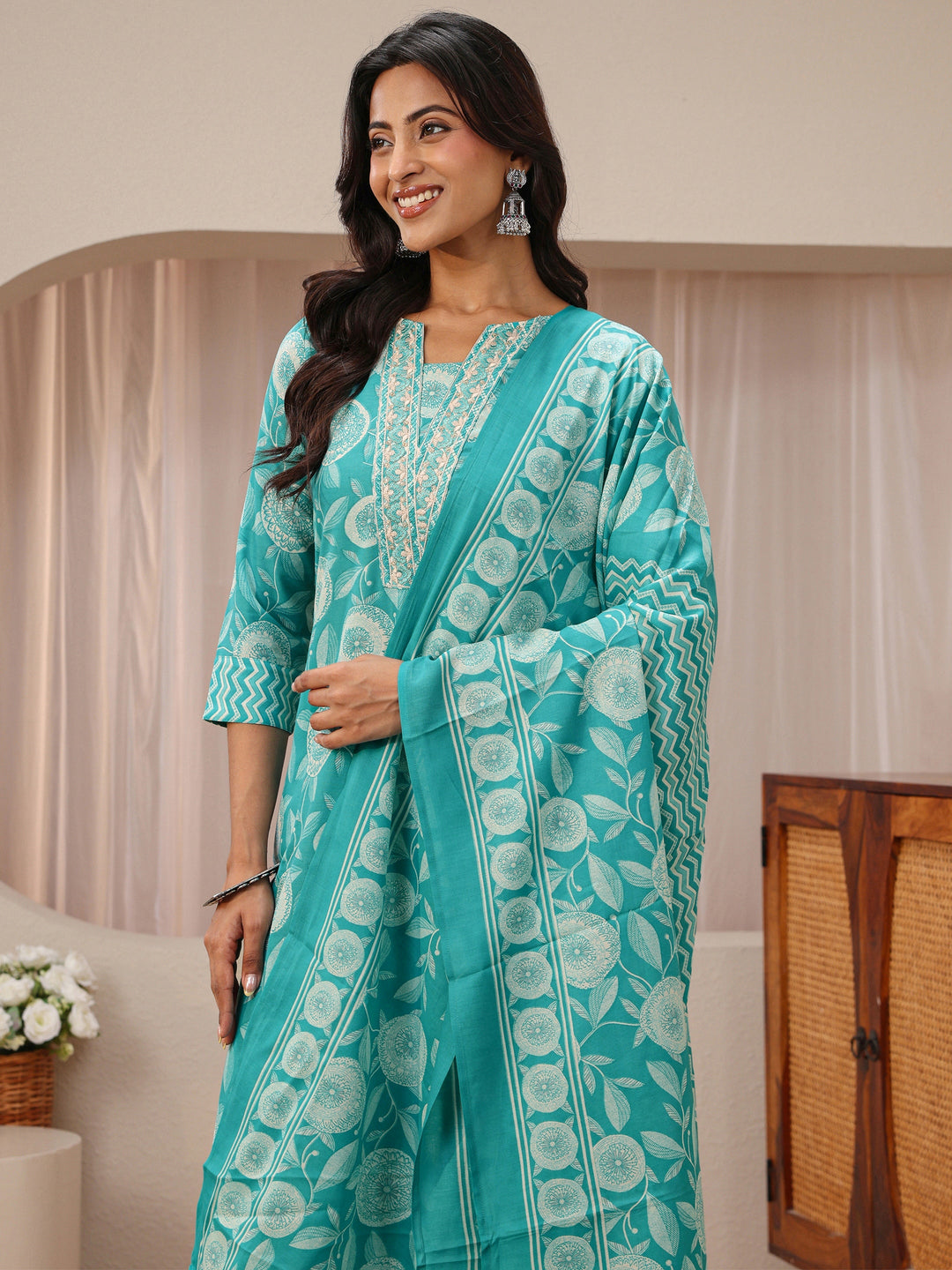  Blue Floral Printed Cotton Blend Straight Suit Set 