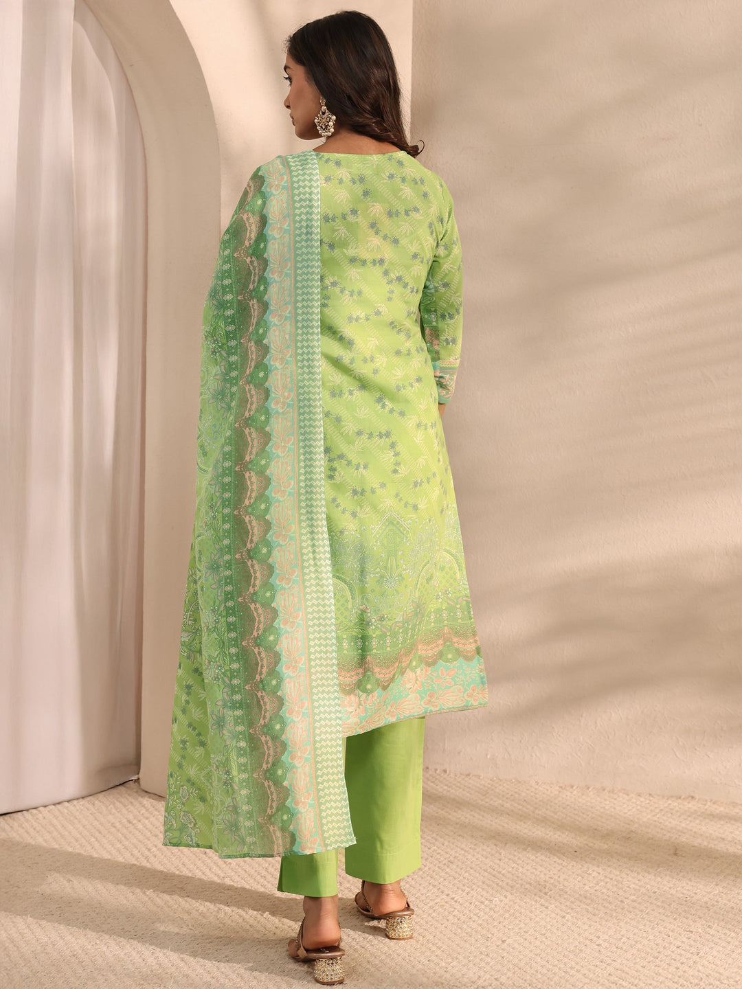  Green Floral Printed Cotton Blend Straight Suit Set With Dupatta 