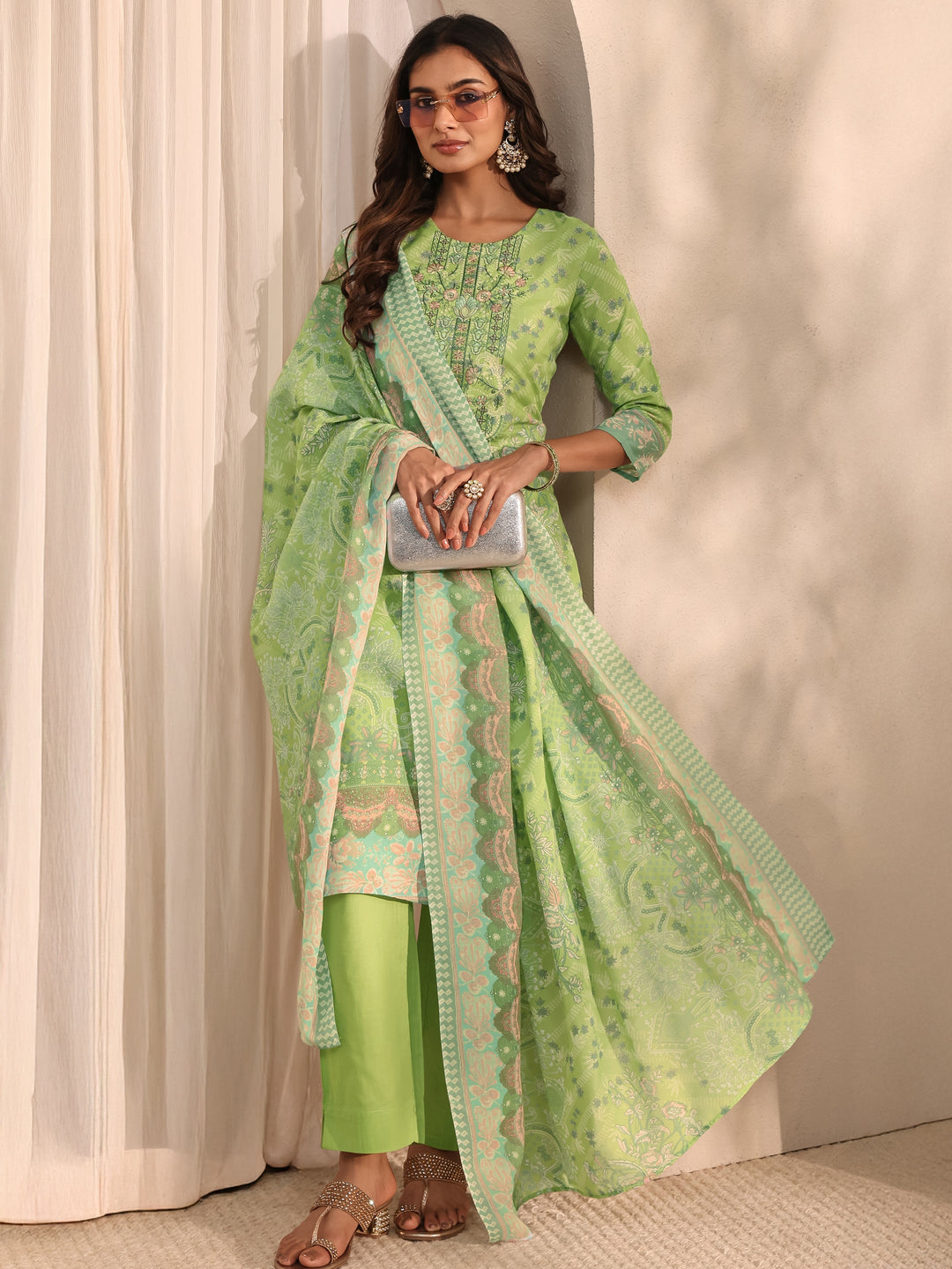  Green Floral Printed Cotton Blend Straight Suit Set With Dupatta 