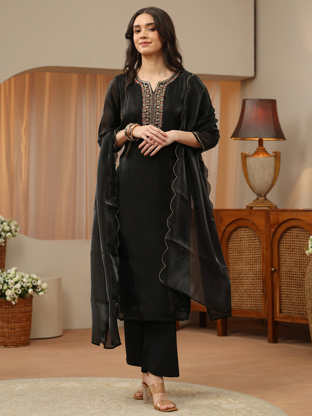  Black Floral Yoke Design Tissue Straight Suit Set 
