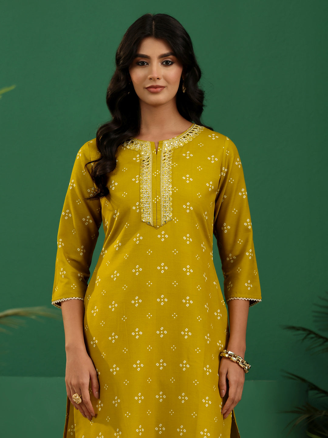  Gerua Green Bandhani Cotton Blend Straight Suit Set 