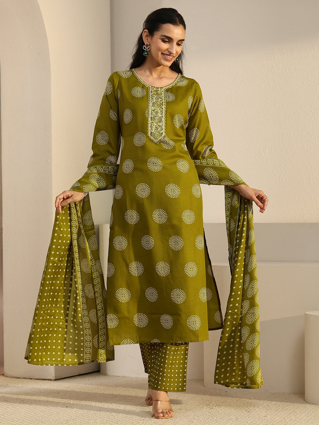 Gerua Green Circular Print Cotton Blend Straight Suit Set 