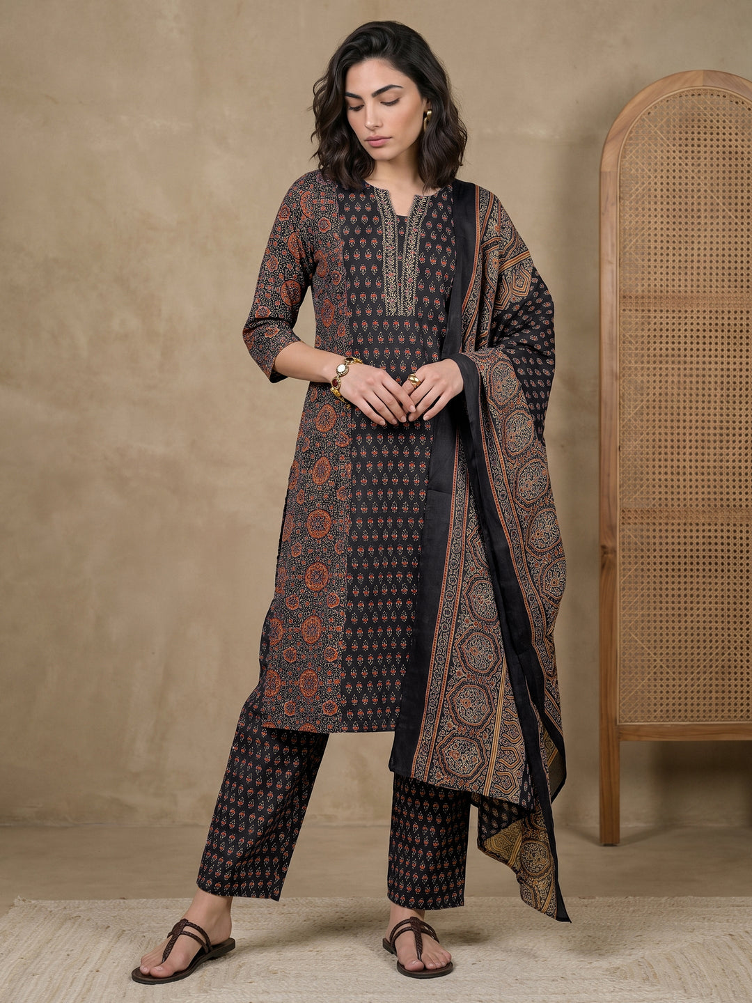  Gerua Black Ethnic Printed Straight Suit Set 