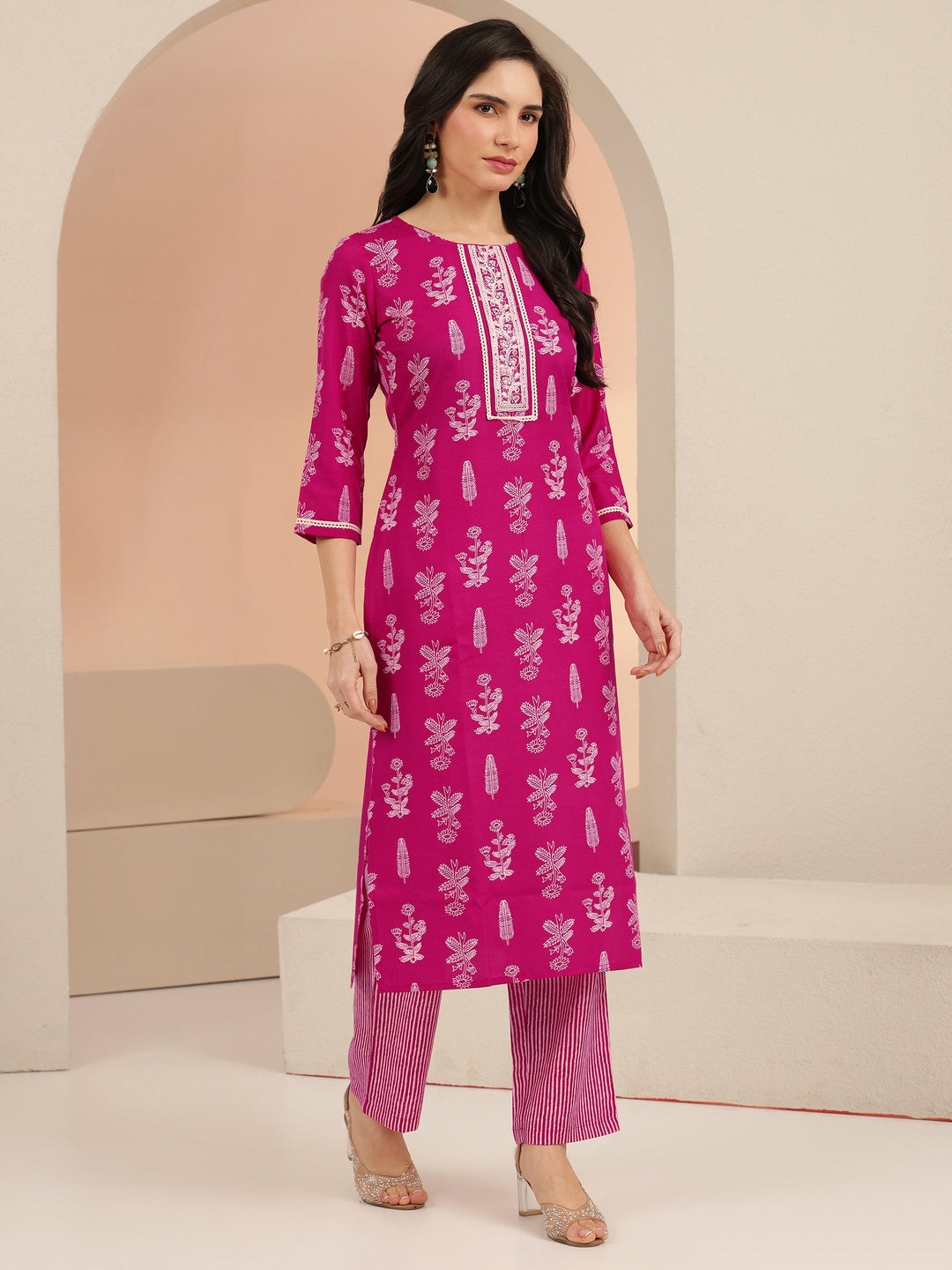  Gerua Rani Pink Floral Printed Cotton Blend Straight Suit Set 