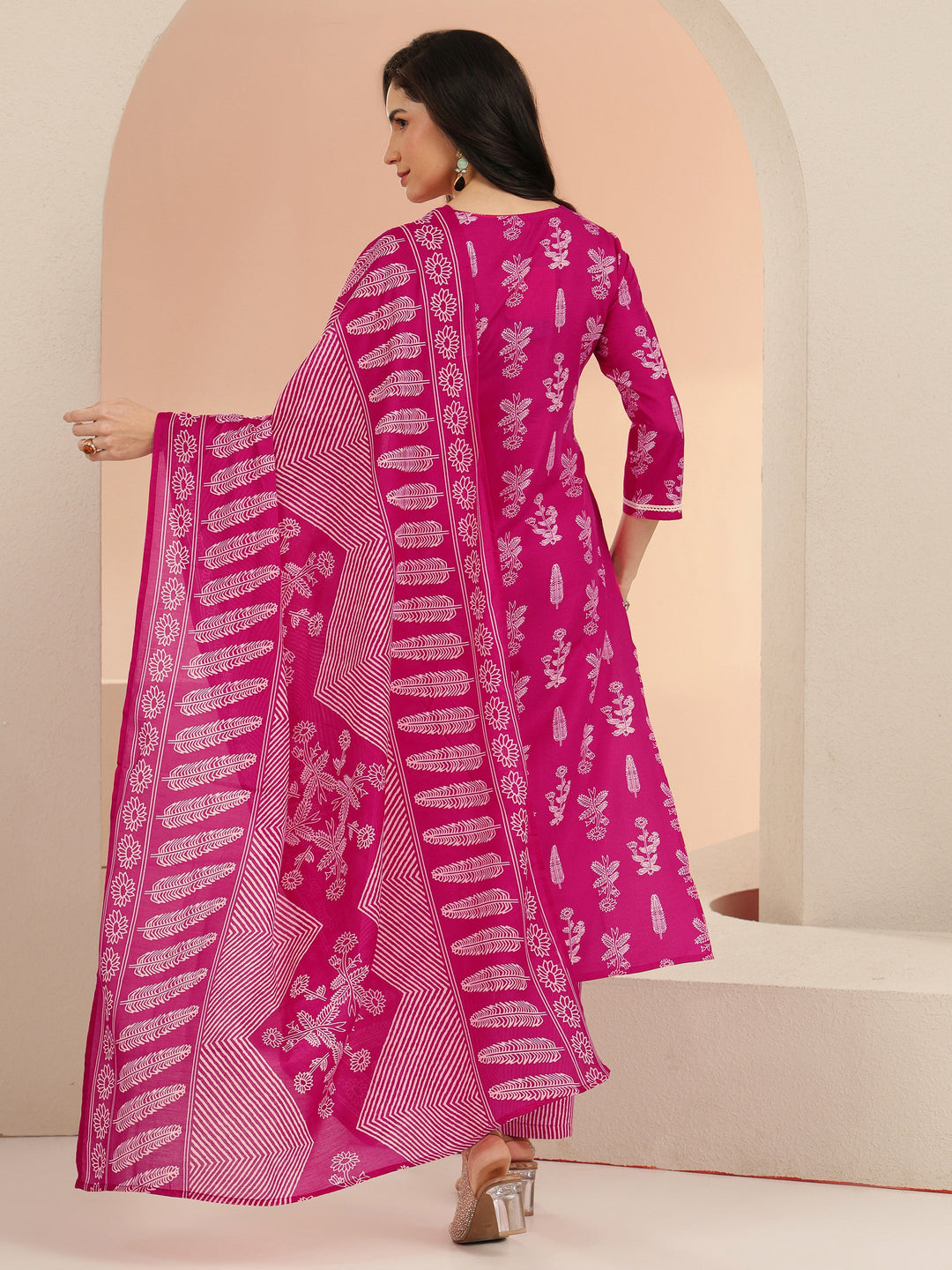  Gerua Rani Pink Floral Printed Cotton Blend Straight Suit Set 