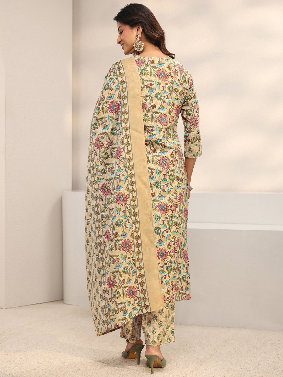  Beige Floral Printed Cotton Blend Straight Suit Set With Dupatta 