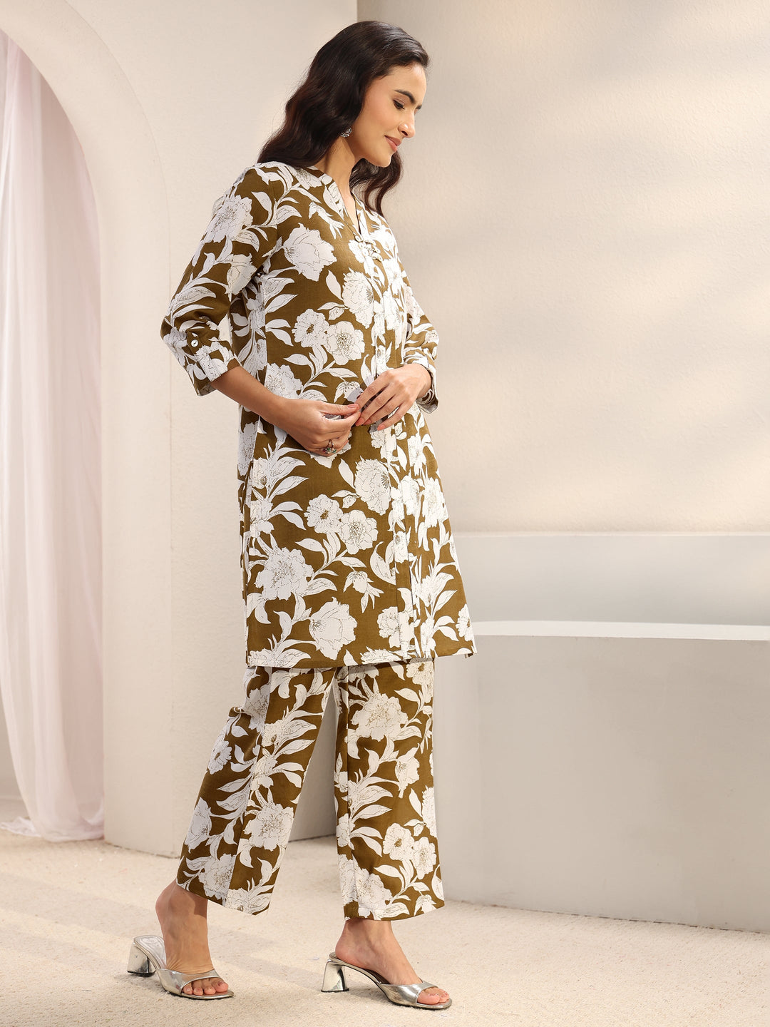  Brown Floral Printed Cotton Blend Co-Ord Set 