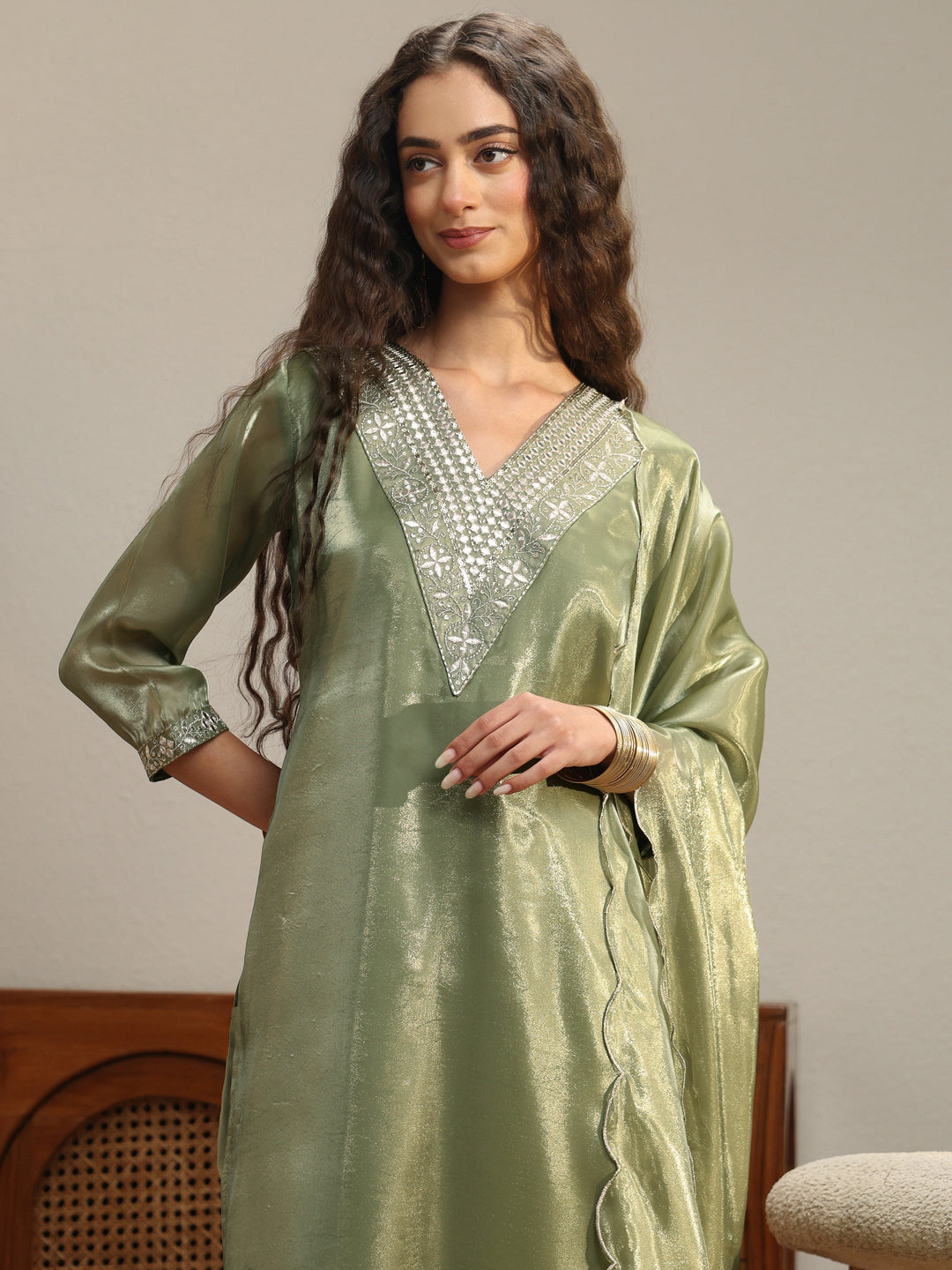  Green Yoke Design Tissue Straight Suit Set 