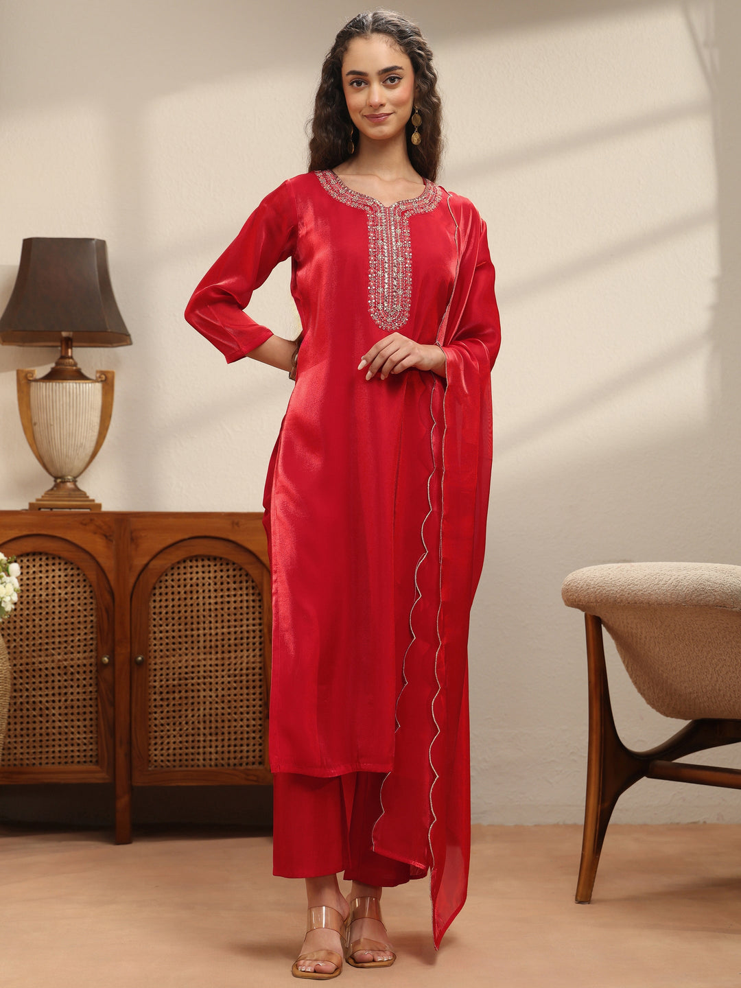  Red Yoke Design Tissue Straight Suit Set 