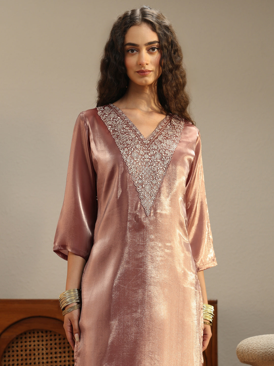  Peach Yoke Design Tissue Straight Suit Set 