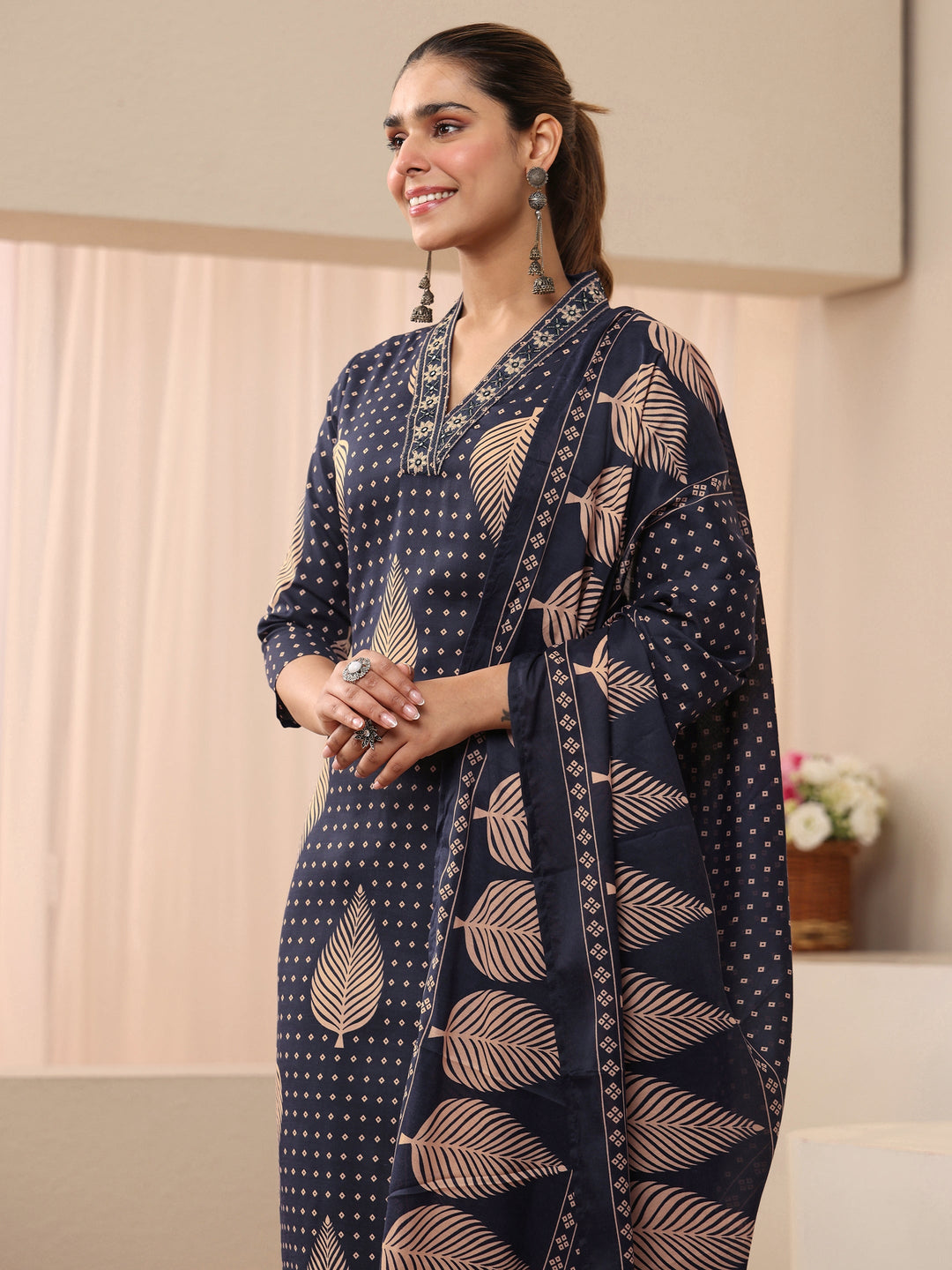  Navy Blue Floral Printed Cotton Blend Straight Suit Set 