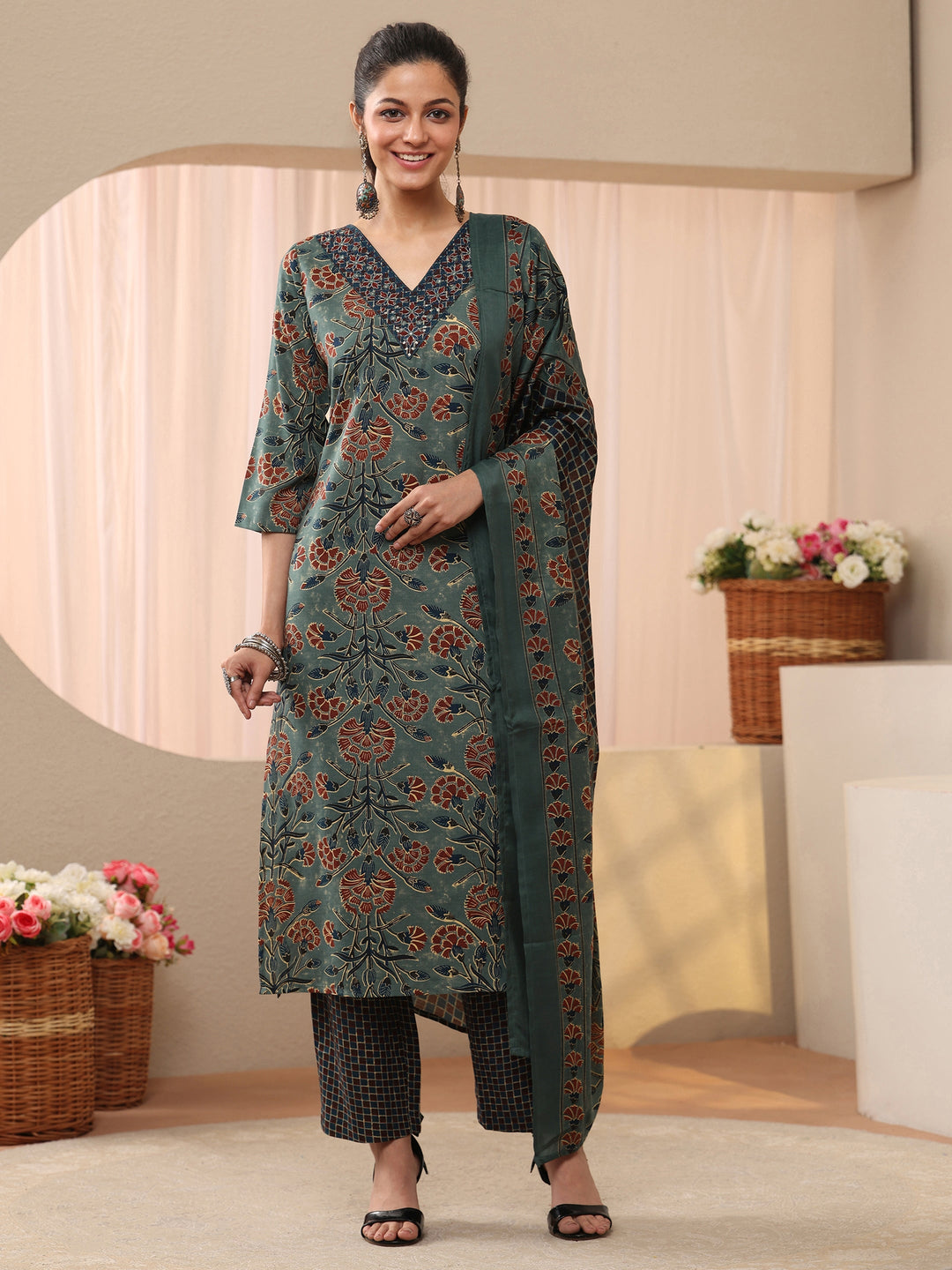  Green Floral Printed Cotton Blend Straight Suit Set 