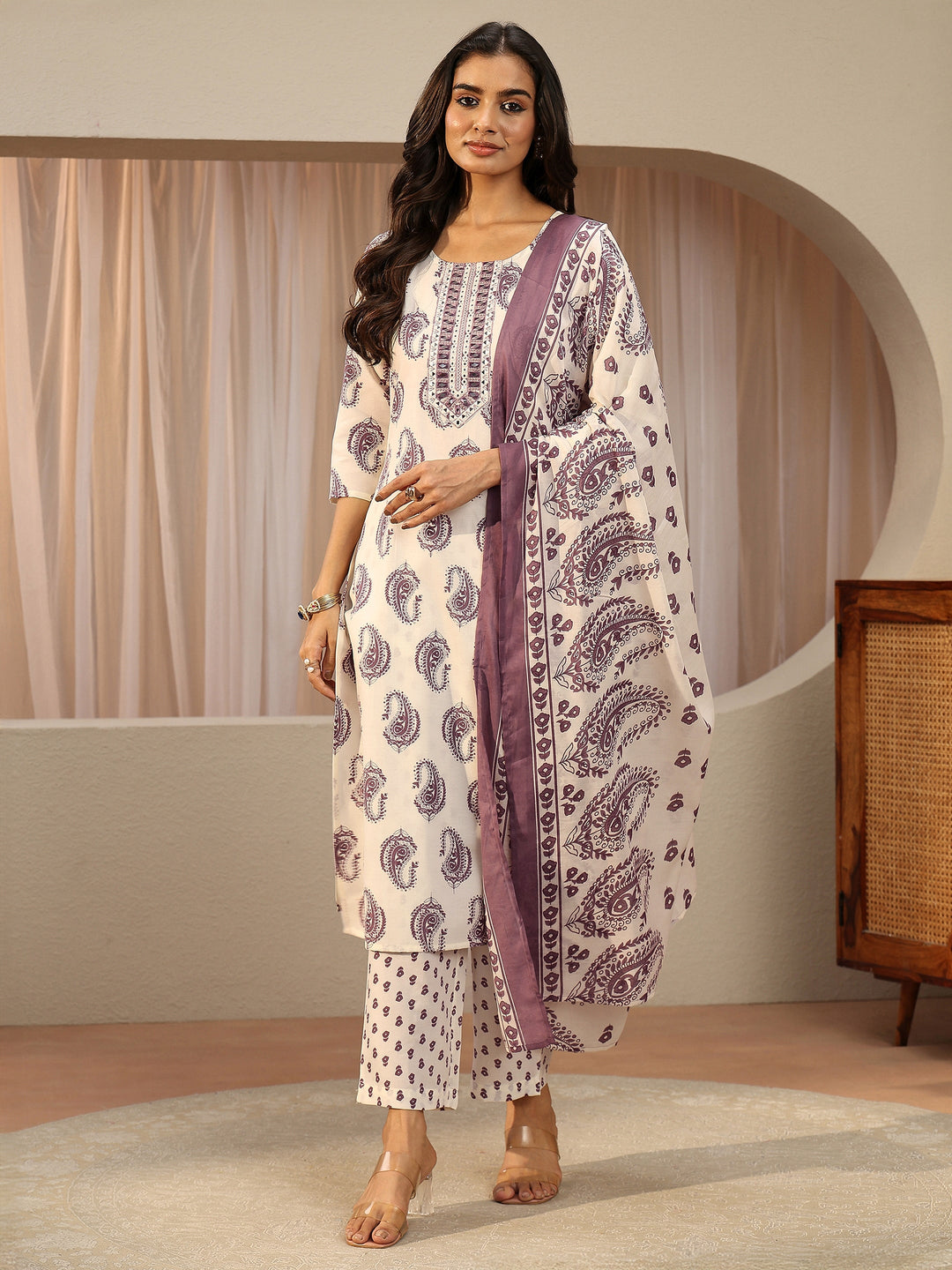  Off White Paisley Printed Cotton Blend Straight Suit Set 