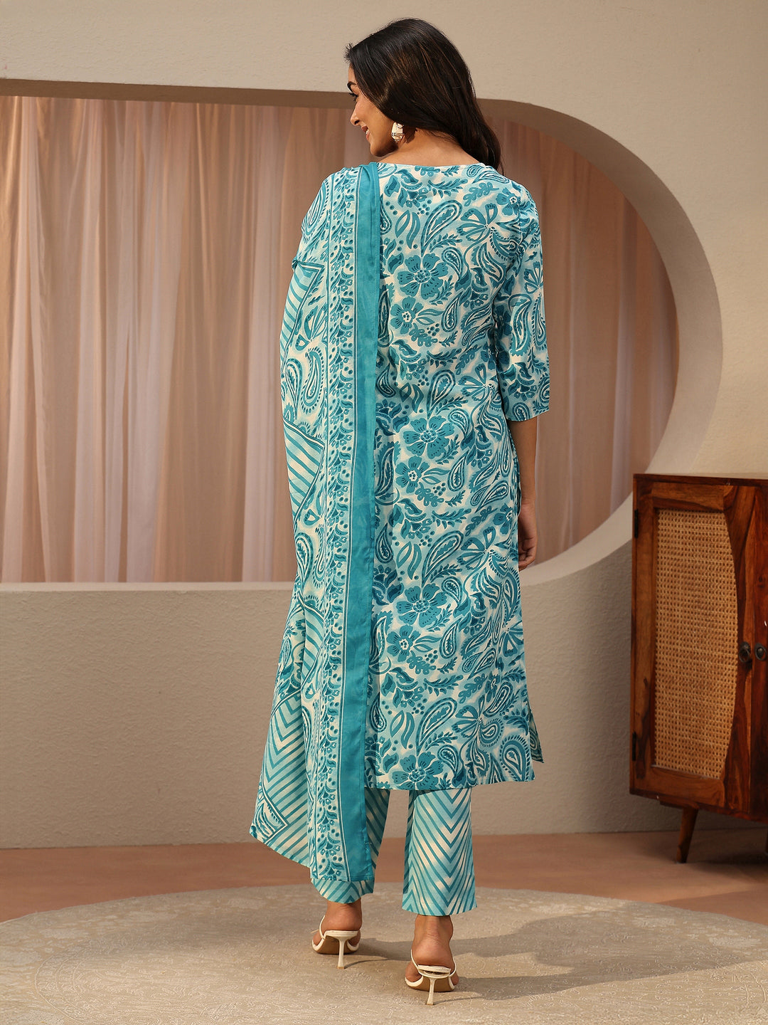  Blue Paisley Printed Cotton Straight Suit Set 