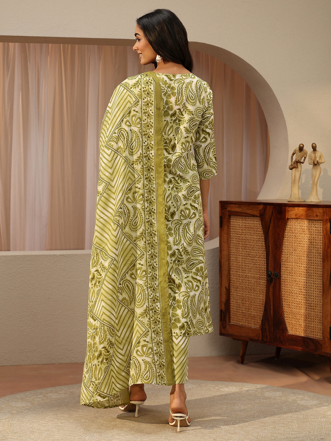  Green Paisley Printed Cotton Straight Suit Set 
