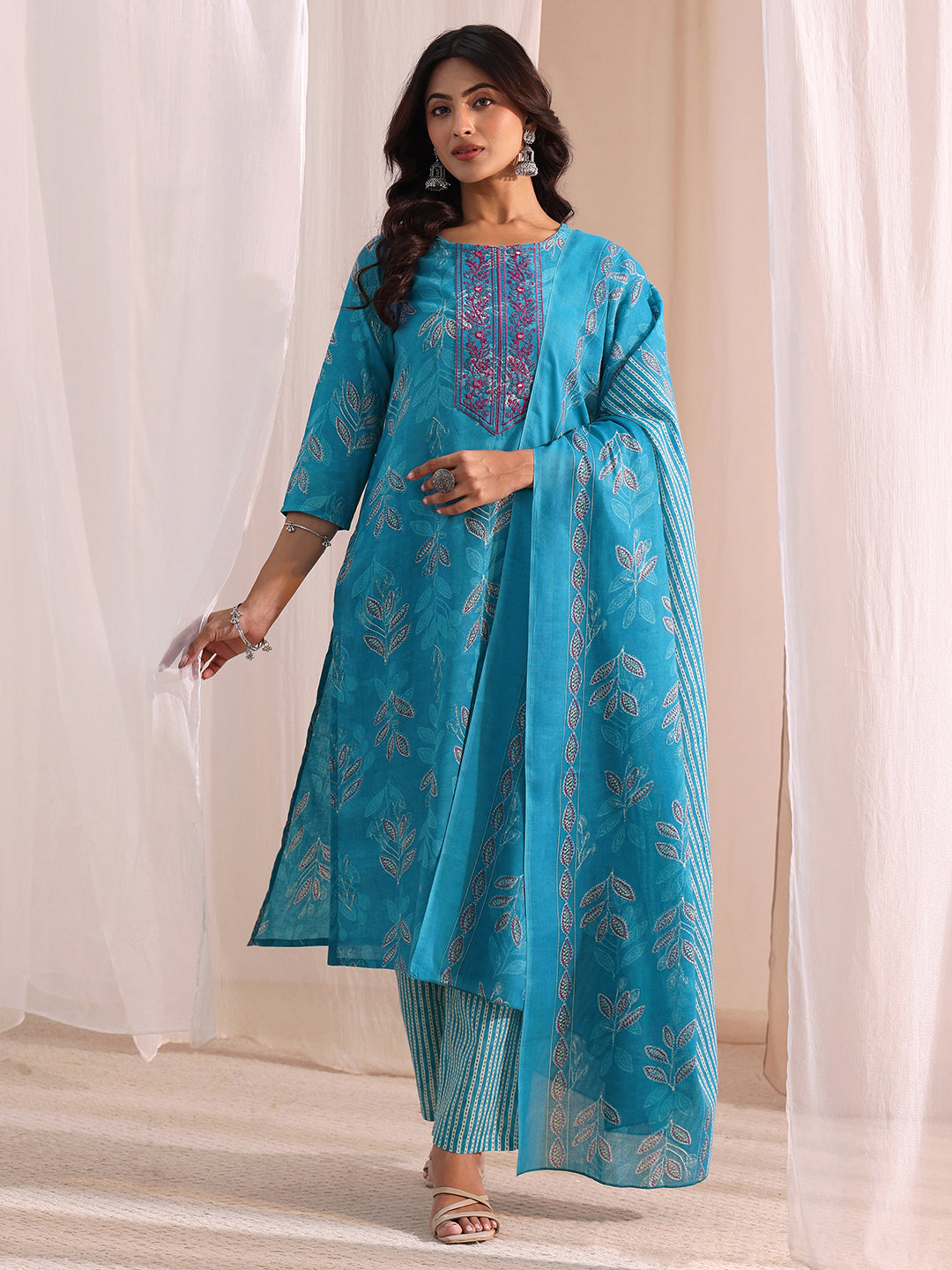  Blue Floral Printed Cotton Blend Straight Suit Set 