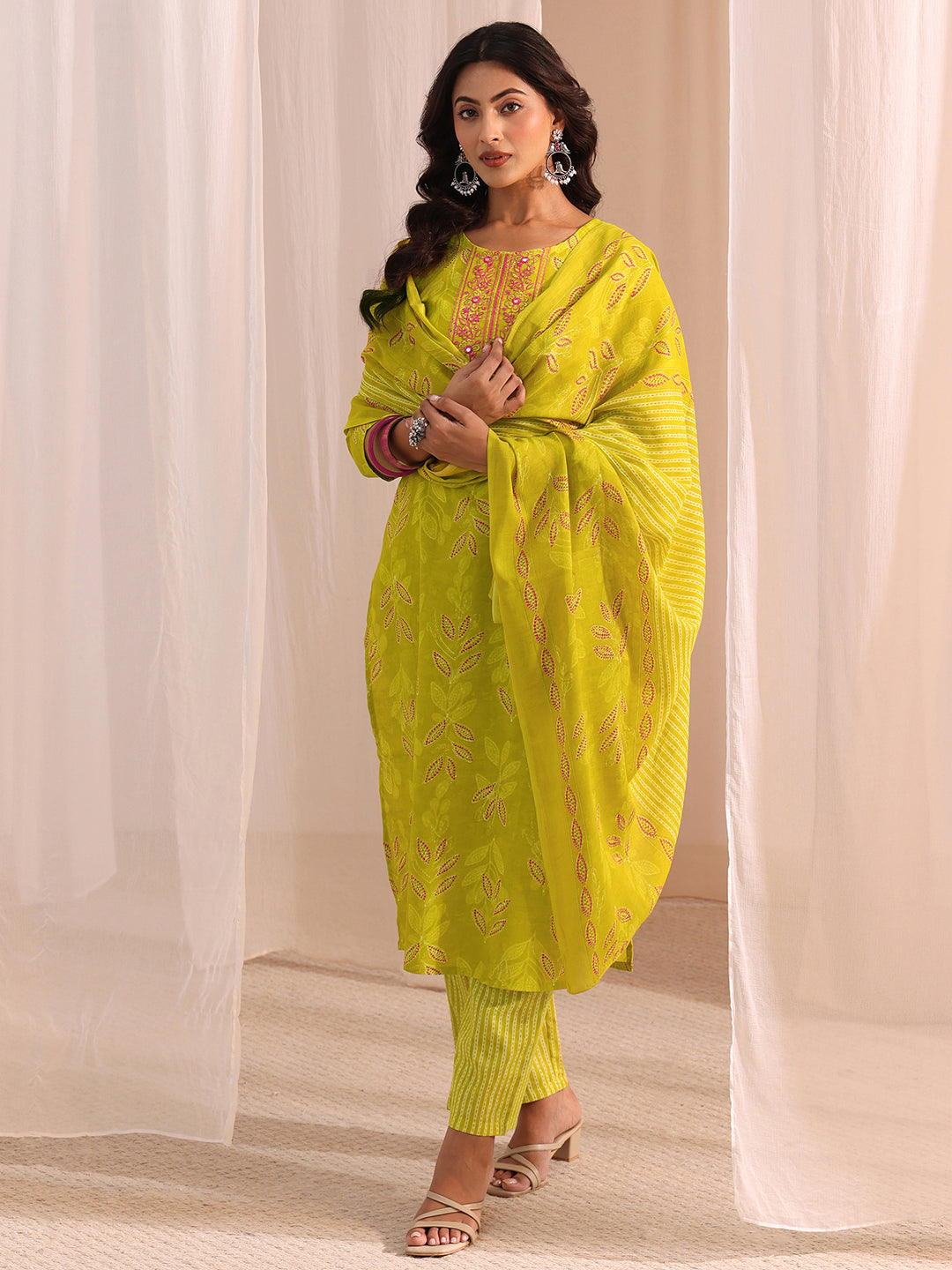  Lime Green Floral Printed Cotton Blend Straight Suit Set 
