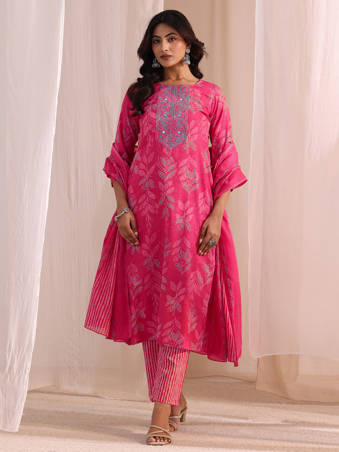  Pink Floral Printed Cotton Blend Straight Suit Set 