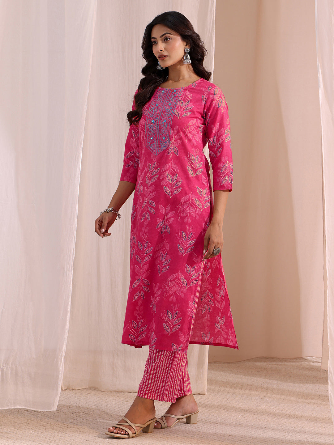  Pink Floral Printed Cotton Blend Straight Suit Set 